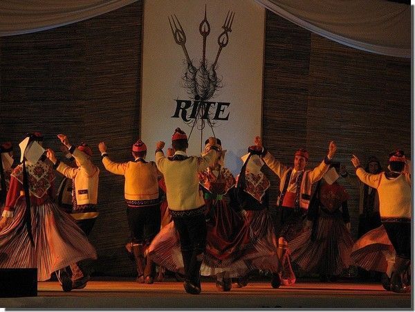 Chants et danses des BETHMALAIS (Ariège) - 7